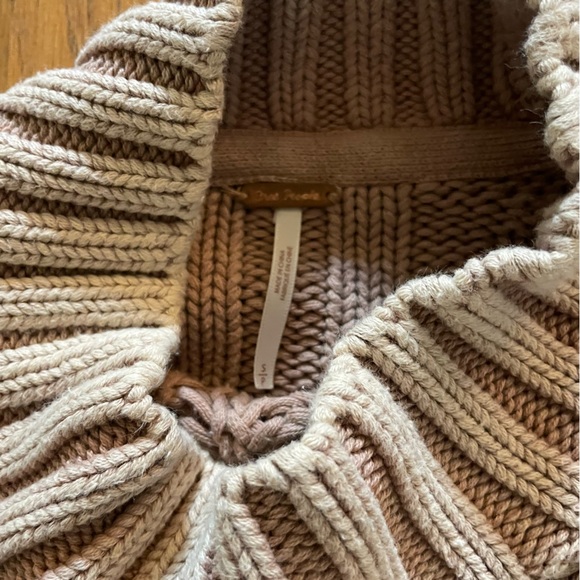 FREE PEOPLE Sweetheart Sweater in Sand - Picture 2 of 3